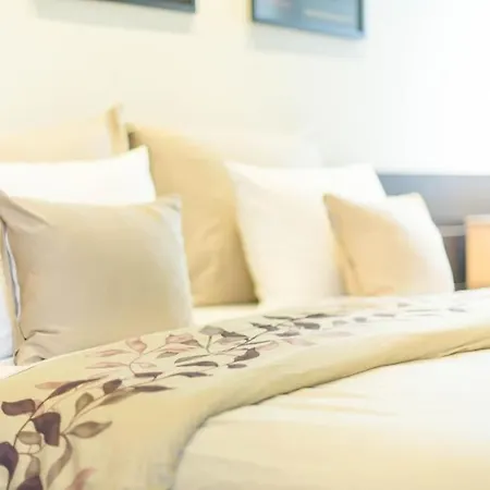 Venus - Parliament I *